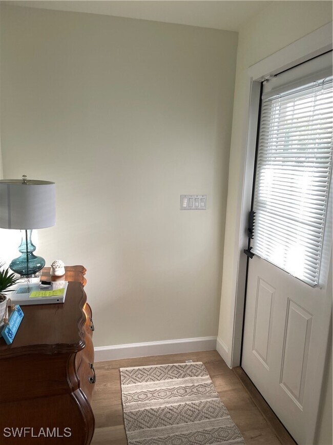 1471 Mandarin Rd in Naples, FL - Building Photo - Building Photo