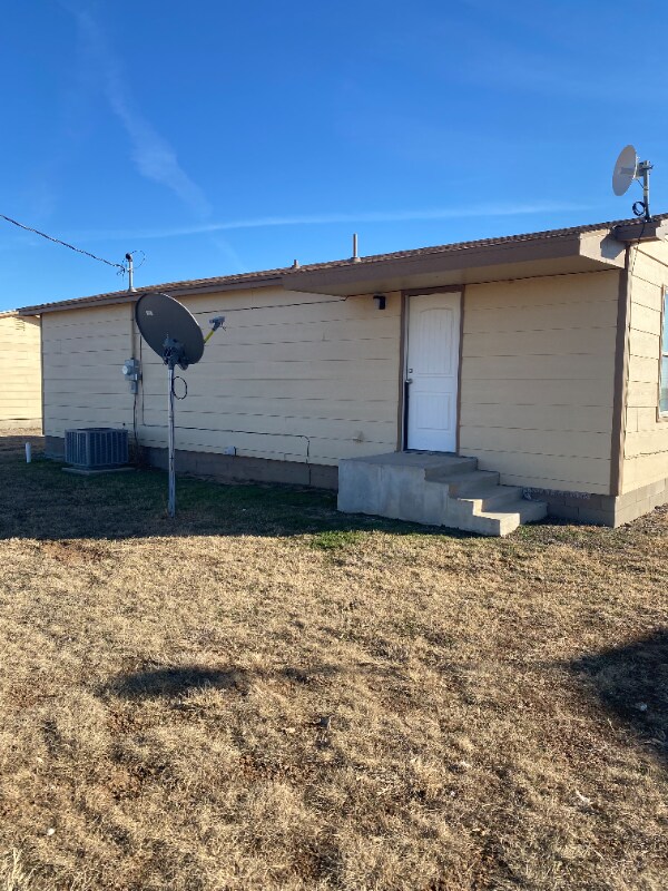 5923 E Private Rd 6570 in Lubbock, TX - Building Photo - Building Photo