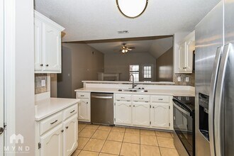8313 Regal Bend Dr in Olive Branch, MS - Building Photo - Building Photo