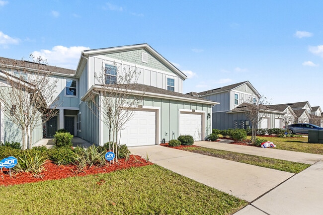 9067 Gifford Dr in Jacksonville, FL - Building Photo - Building Photo