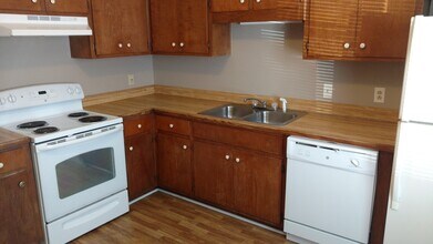 29 Mustang Ct in Havelock, NC - Building Photo - Building Photo
