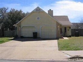 8809 Clearbrook Trail