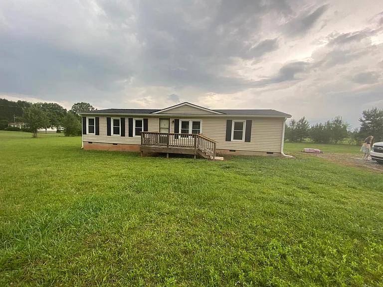 3801 Turner Rd in Williamson, GA - Building Photo