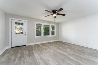 181 E Center St in Perry, FL - Building Photo - Building Photo