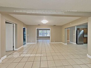 109 Glen Ridge Ave in Temple Terrace, FL - Foto de edificio - Building Photo