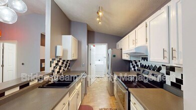 6591 Brigham Sq in Centerville, OH - Building Photo - Building Photo