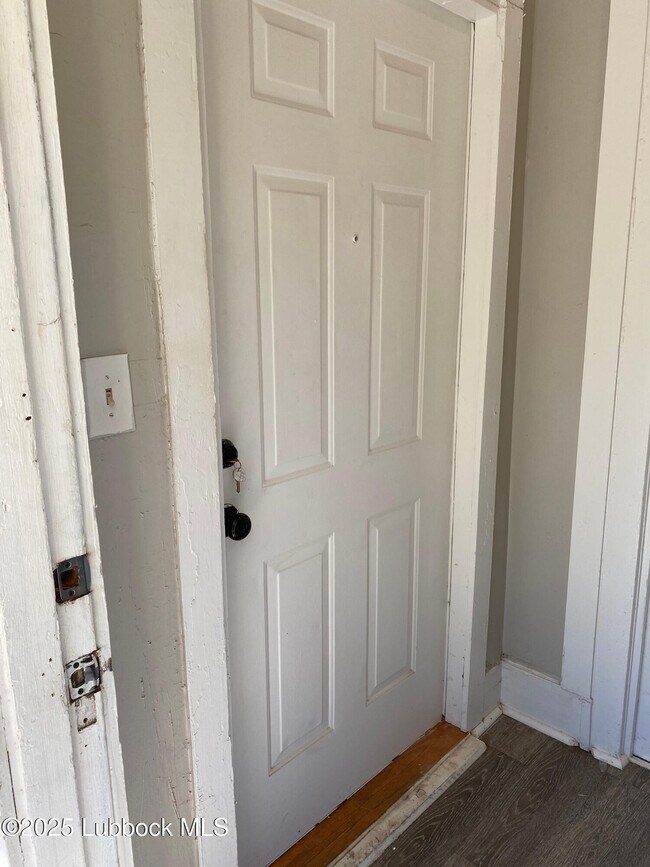 2324 16th St in Lubbock, TX - Building Photo - Building Photo