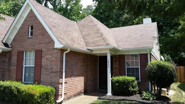 property at 1502 Beaver Trail Dr