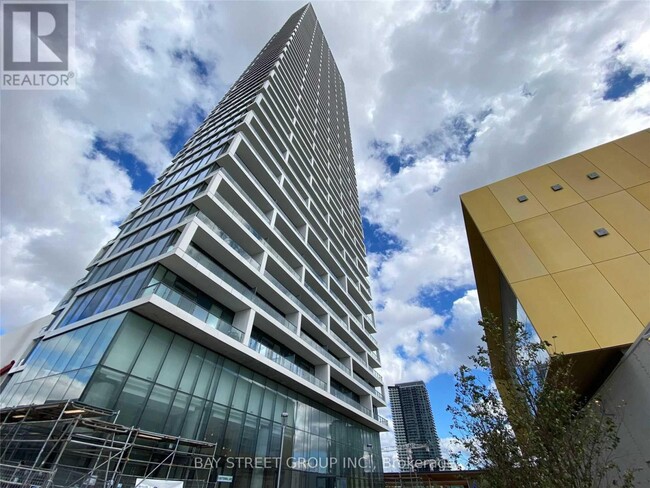 property at 5 Buttermill Ave.