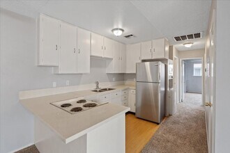 1417 Elizabeth Ave in Las Vegas, NV - Building Photo - Building Photo