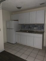 7002 Linda Vista Rd, Unit 12 in San Diego, CA - Building Photo