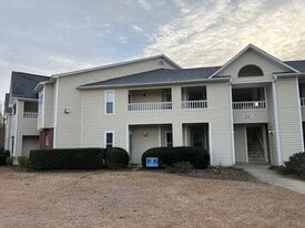 521 Spring Forest Rd in Greenville, NC - Building Photo