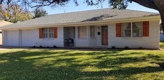 2481 Post Oak Rd in Abilene, TX - Building Photo