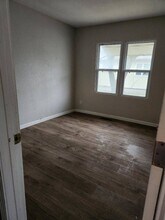 308 E Wilson St in Carterville, MO - Building Photo - Building Photo