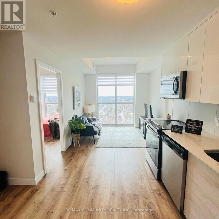 60-2960 Frederick St in Kitchener, ON - Building Photo