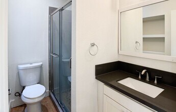 Commercial Suites in San Diego, CA - Foto de edificio - Interior Photo
