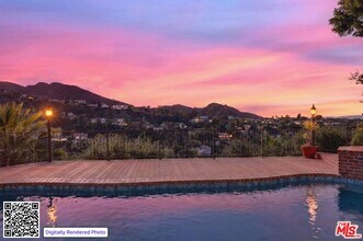 3713 Dellvale Pl in Los Angeles, CA - Building Photo - Building Photo