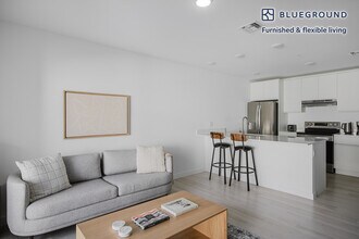 2201 Polk St in Hollywood, FL - Foto de edificio - Building Photo