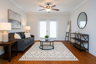 Cumberland Trace Village in Bowling Green, KY - Building Photo