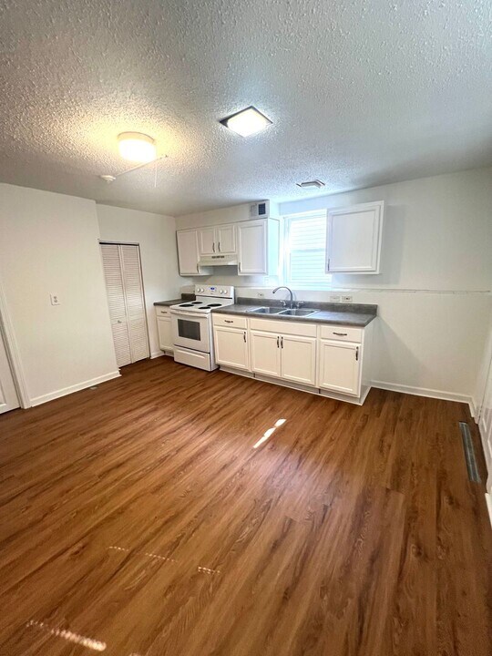 6746 Nashville Ave in St. Louis, MO - Building Photo
