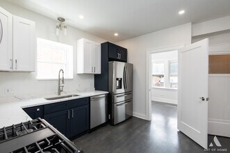 1820 Gunderson Ave in Berwyn, IL - Building Photo - Building Photo