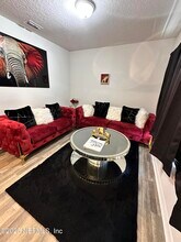 450 River Hl Dr in Welaka, FL - Building Photo - Building Photo