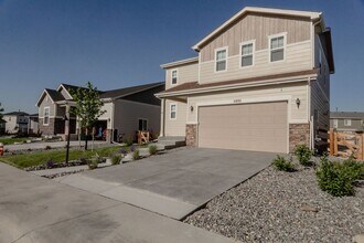 2892 Sand Beach Lake Dr in Loveland, CO - Building Photo - Building Photo