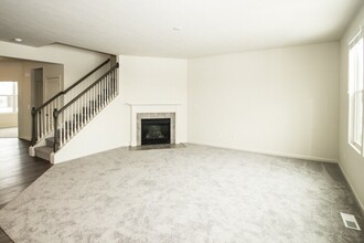 933 Plunkett Ave in Westfield, IN - Building Photo - Building Photo