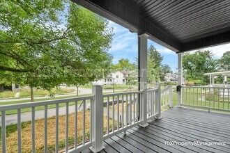 2014 Floral Ave in Columbus, OH - Building Photo - Building Photo