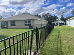 5162 Diantha Way in Brooksville, FL - Building Photo - Building Photo