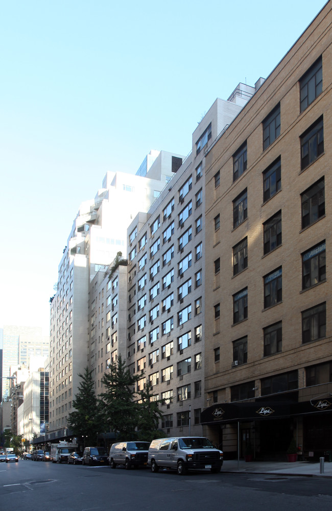 209 East 56th Street in New York, NY - Building Photo - Building Photo