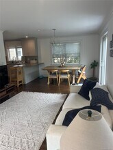 70 Henry Ave in Harrison, NY - Building Photo - Building Photo