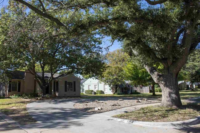 3010 Speedway Ave in Wichita Falls, TX - Building Photo - Building Photo