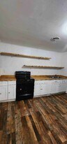 2511 N 8th St, Unit 2511 in Orange, TX - Building Photo