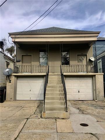 3029 Banks St in New Orleans, LA - Building Photo