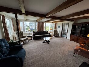 72 Oceanside Dr in Saco, ME - Building Photo - Building Photo