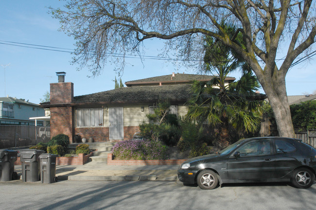33 La Vonne Dr in Campbell, CA - Foto de edificio - Building Photo