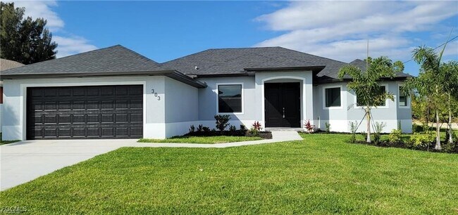 property at 303 SE 14th St