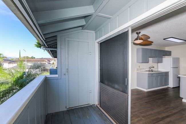 property at 94-1037-1037 Paha Pl