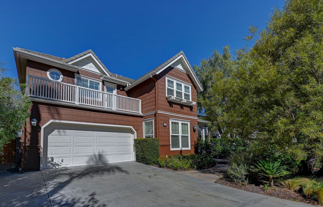 1 Chimney Ln in Ladera Ranch, CA - Building Photo