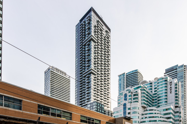 87 Peter in Toronto, ON - Building Photo - Building Photo