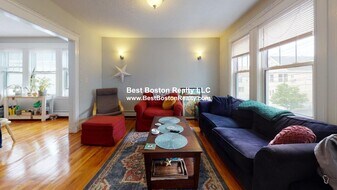 38 Sterling St, Unit 2 in Somerville, MA - Building Photo