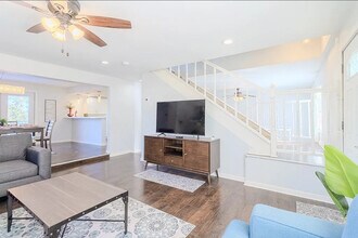 7583 Tyler Rd in Verona, PA - Building Photo - Building Photo