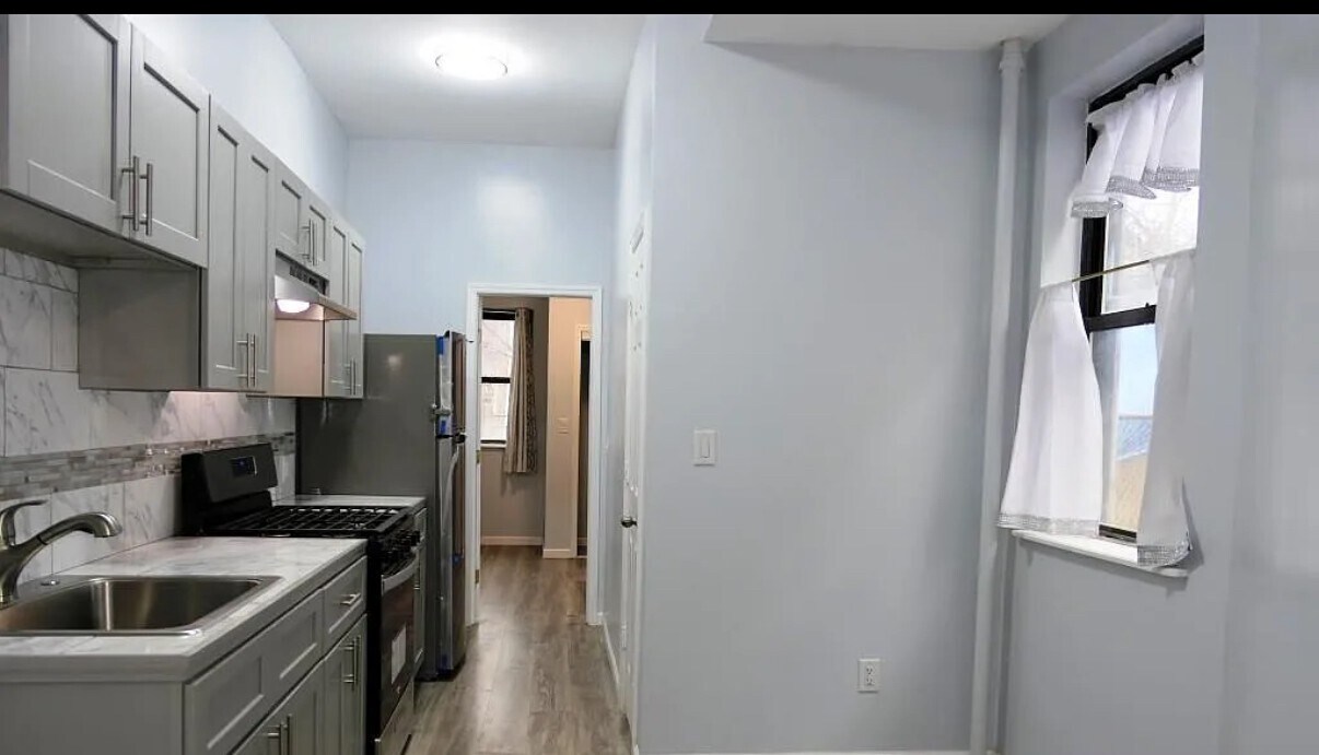 366 Baltic Street in Brooklyn, NY - Building Photo