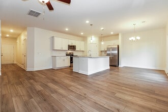 1124 River Rd in Hanahan, SC - Building Photo - Building Photo