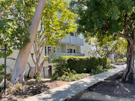 901 10th St, Unit 202 in Santa Monica, CA - Building Photo