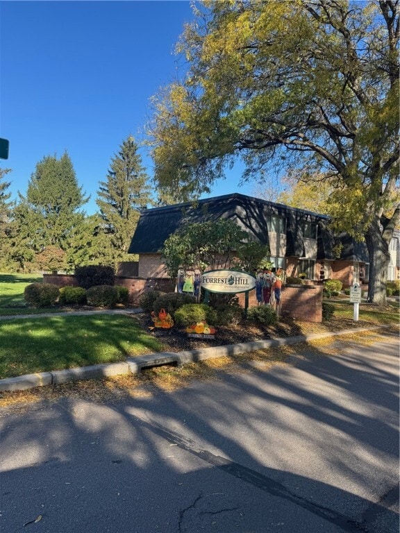 property at 77 Penn Ln