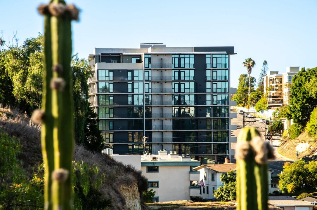 Rainford Apartments in San Diego, CA - Foto de edificio