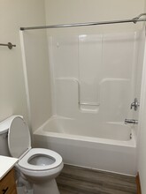 1023 Laurel Tree Ct, Unit B in Troy, OH - Building Photo - Building Photo