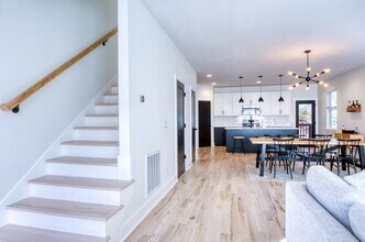 96 Shields Ln in Nashville, TN - Building Photo - Building Photo